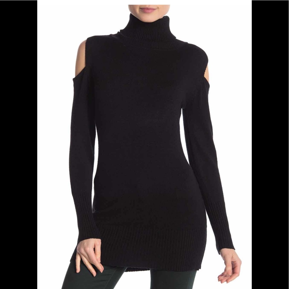 NWT! Love Token Cold Shoulder Turtleneck Sweater
